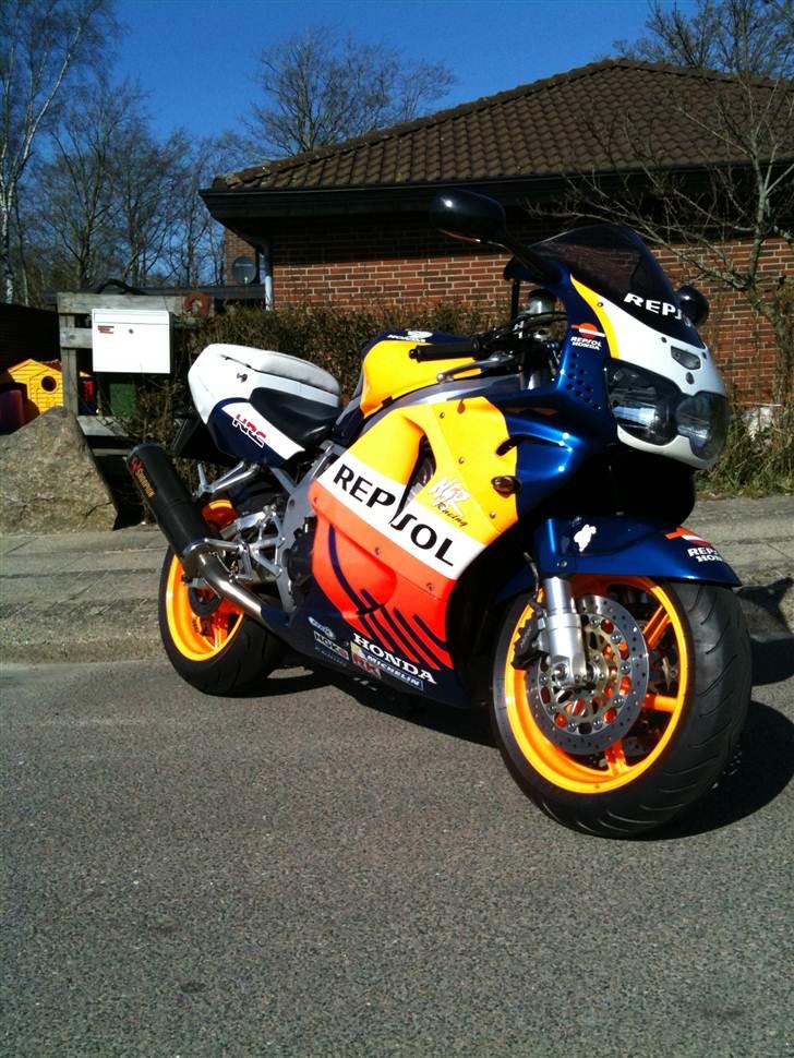 Honda cbr 900 repsol solgt  billede 5