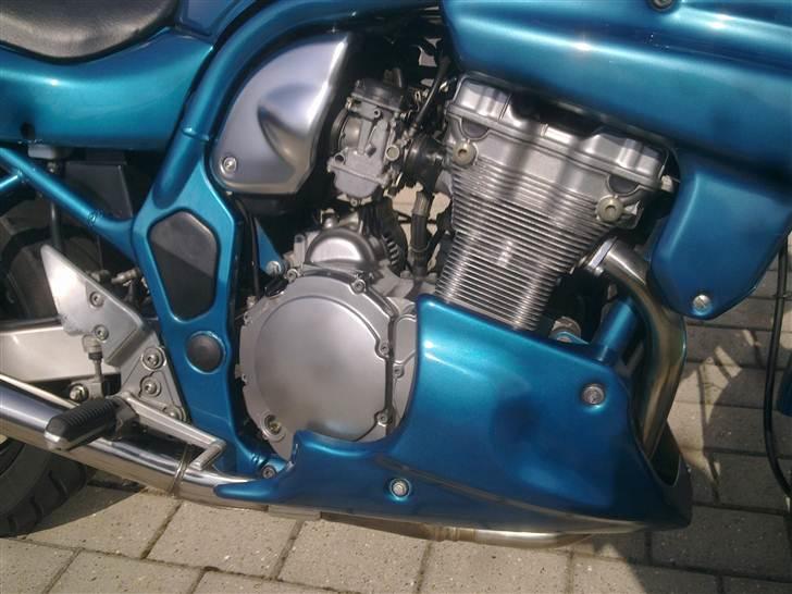 Suzuki Bandit GSF 600N "SOLGT" billede 6