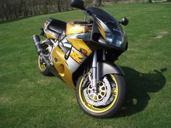 Suzuki GSX-750R tidligere mc billede 1