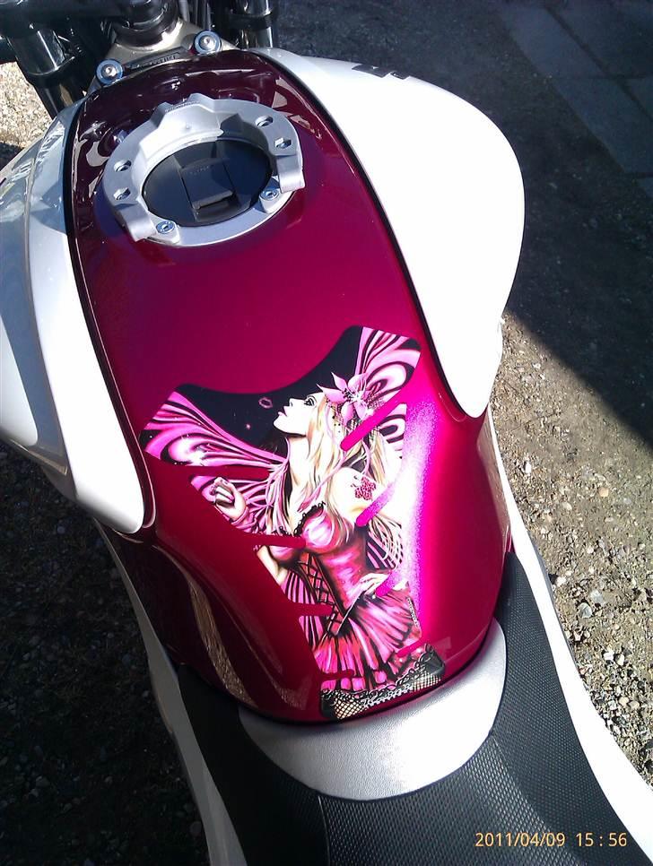 Suzuki Gladius sfv 650-solgt - Lidt mere tøs end alle andre. :-D billede 16