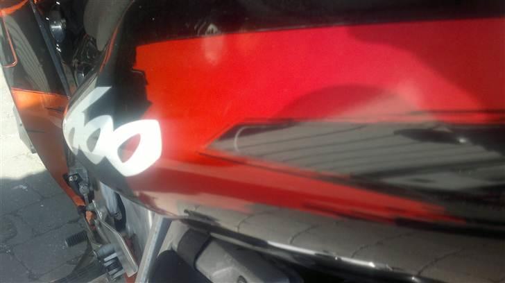 Honda CBR 600 F F3 billede 9