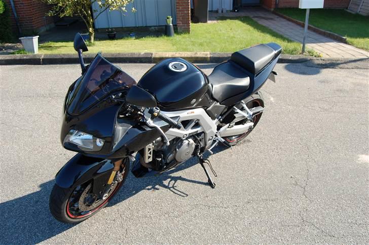 Suzuki sv1000s billede 9