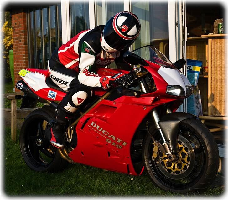 Ducati 916 billede 2