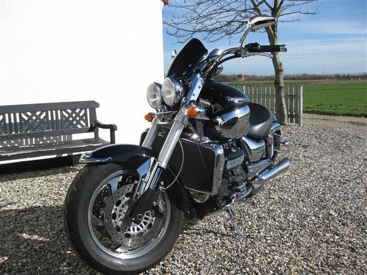 Triumph rocket billede 3