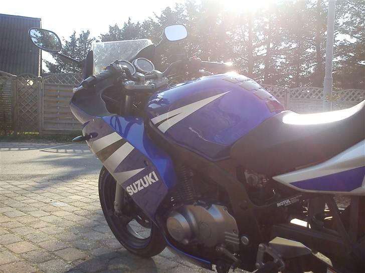Suzuki GS 500F4K - Total skadet billede 5