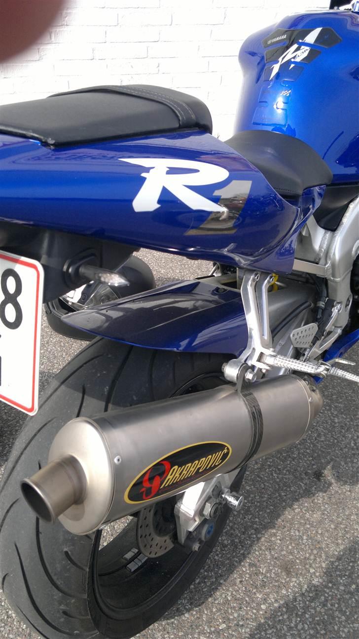 Yamaha yzf r1 (solgt) billede 5