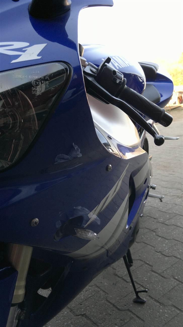 Yamaha yzf r1 (solgt) billede 9