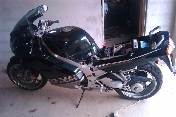 Honda VFR 750 F billede 1