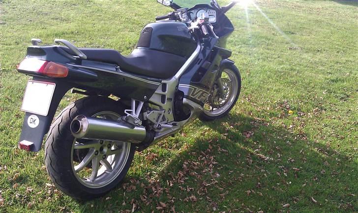 Honda VFR 750 F billede 7