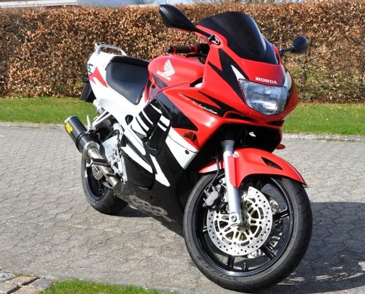 Honda CBR 600 F3 billede 1