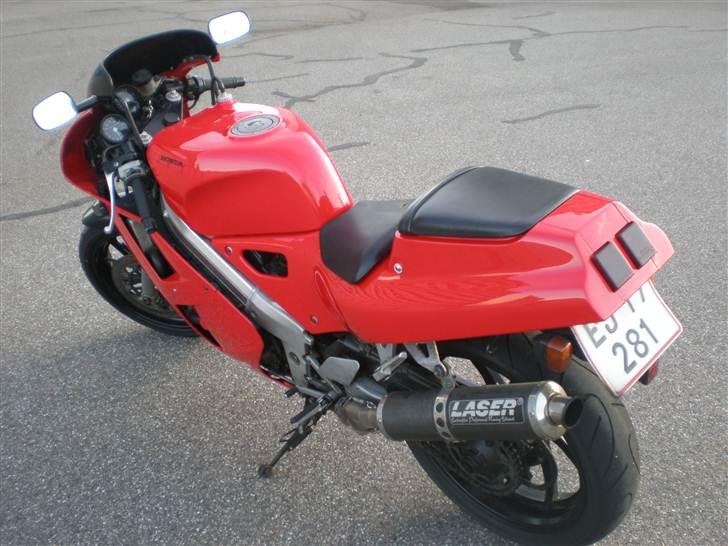 Honda VFR 400 R (NC30) billede 12