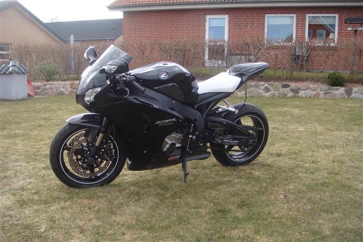 Honda CBR1000RR billede 2