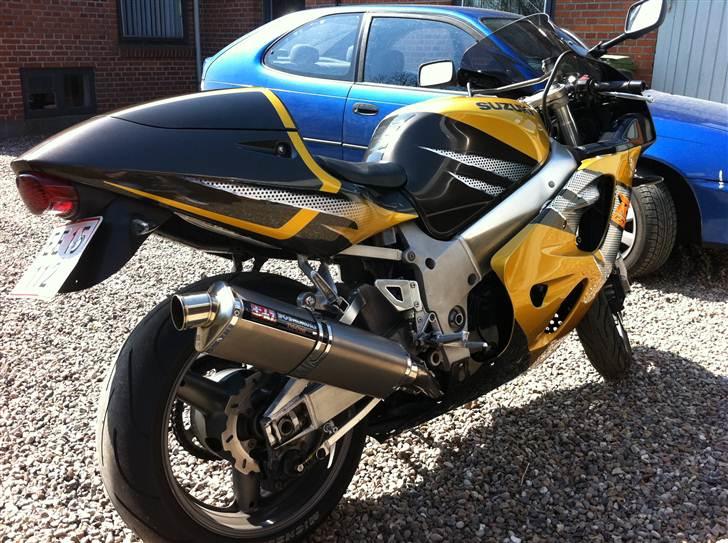 Suzuki Gsxr 750 Srad solgt. billede 2