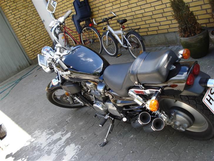 Honda VF 750 Super Magna billede 3