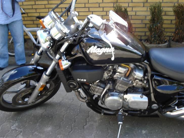 Honda VF 750 Super Magna billede 8