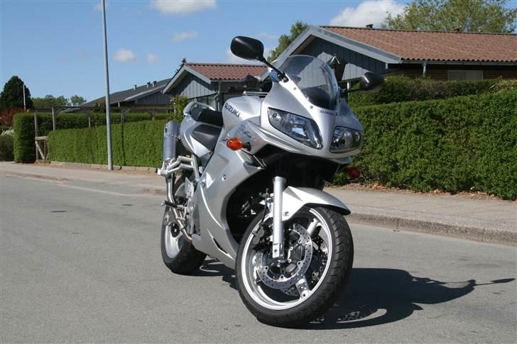 Suzuki SV650S billede 1