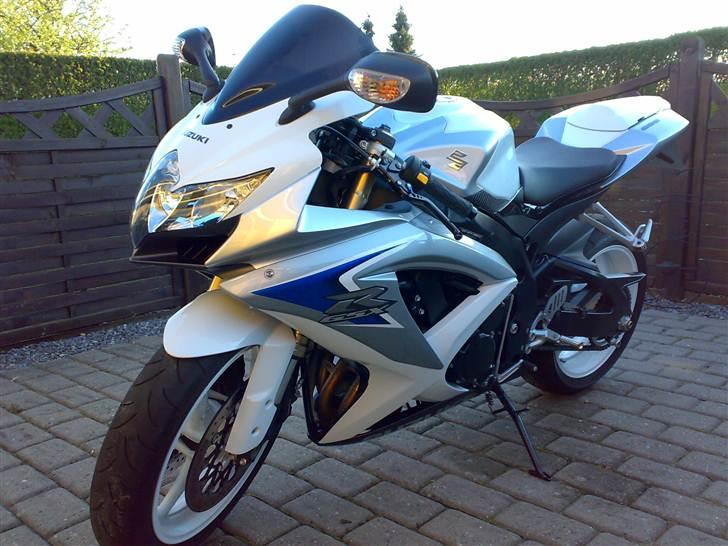 Suzuki GSXR 600 K8 billede 2