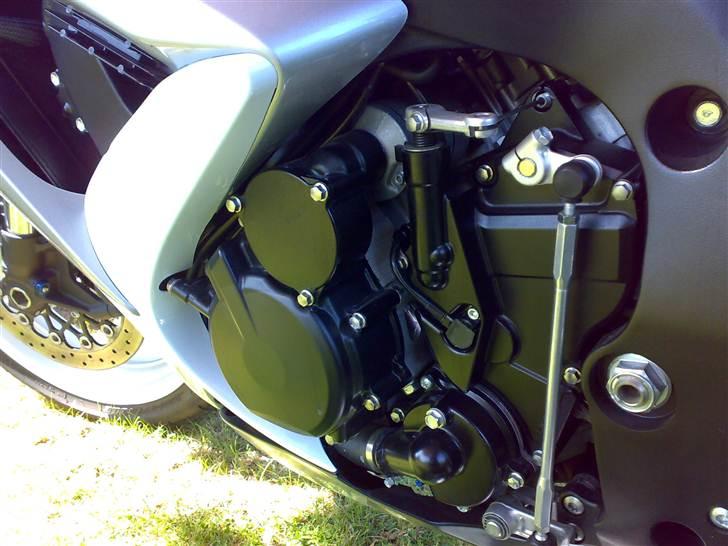 Suzuki GSXR 600 K8 billede 12