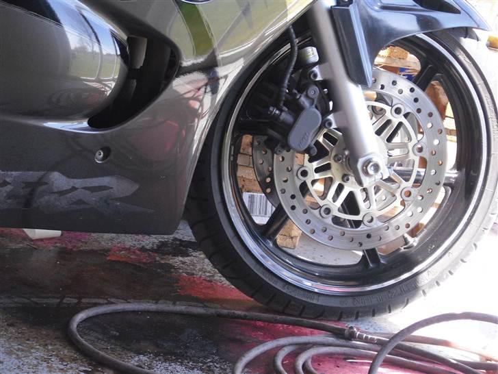 Honda CBR 600 F3 billede 4