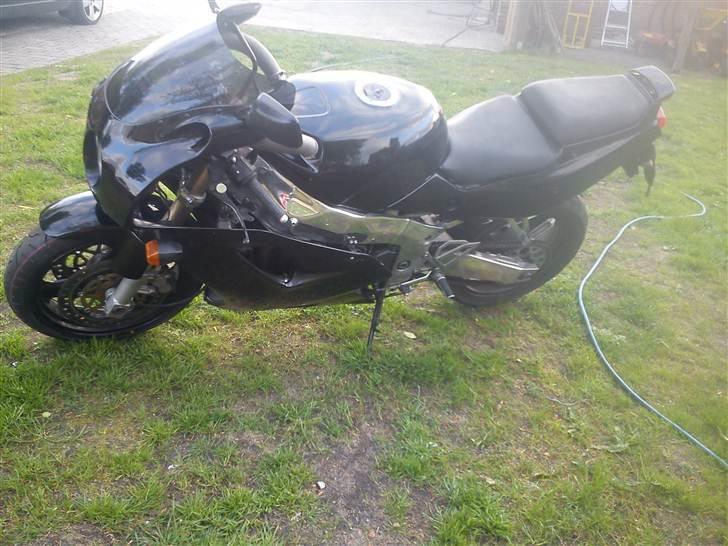 Kawasaki zxr 750 billede 6