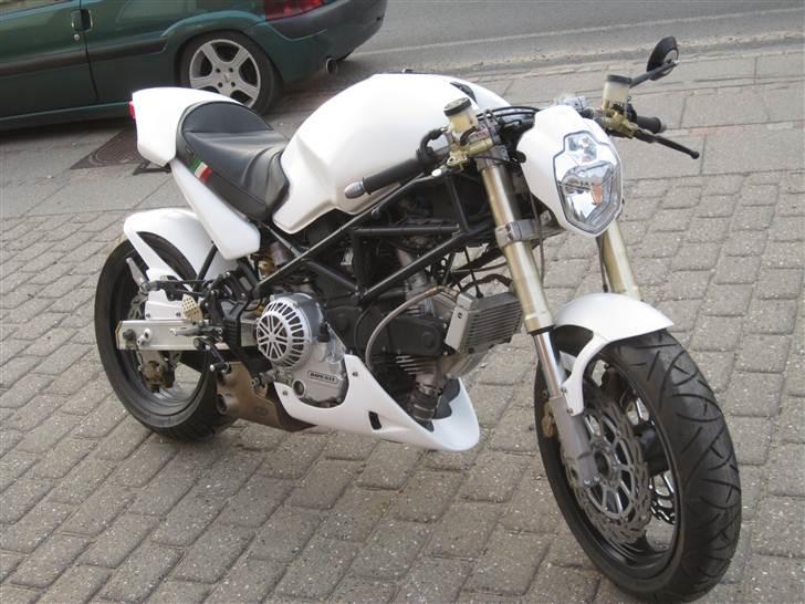 Ducati Monster 900ss New School Cafe Racer billede 3