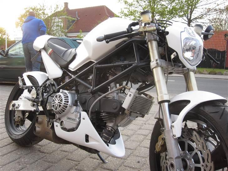 Ducati Monster 900ss New School Cafe Racer billede 9