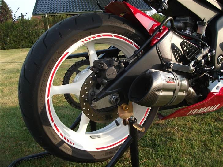 Yamaha R6 billede 15