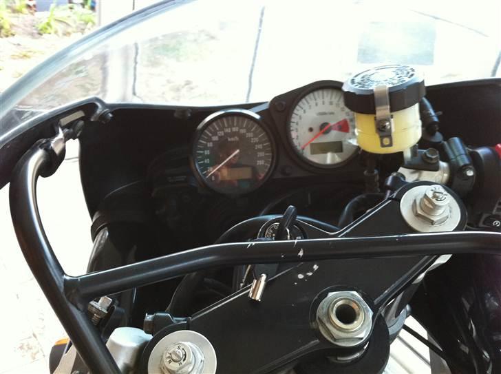 Suzuki ** SOLGT ** GSX-R 600 billede 3