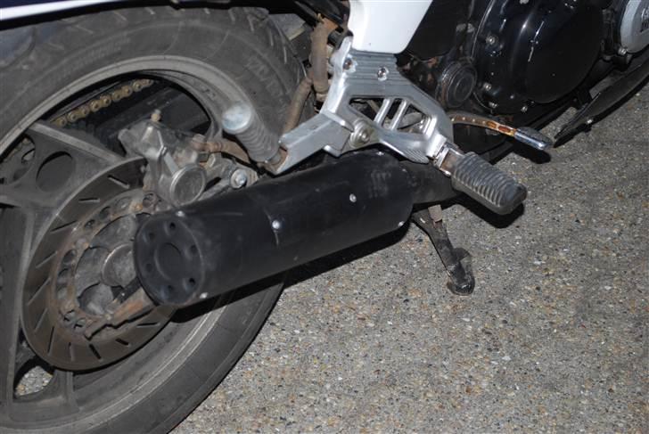 Yamaha xj 600 (solgt) - så der kommet lyd på dyret lyder ret godt sys jeg selv billede 9