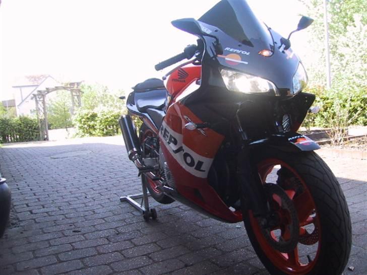Honda CBR 600 PC19/37 billede 9