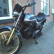 Honda cb 400n solgt