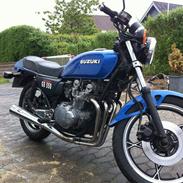 Suzuki GS550E