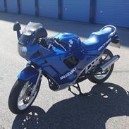 Suzuki GSX 600F