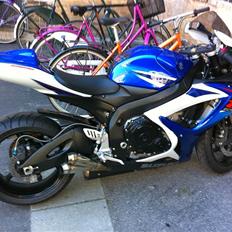 Suzuki GSX-R 750 K7