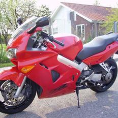 Honda vfr 800