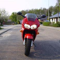 Honda vfr 800