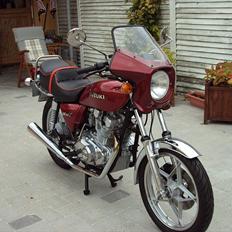 Suzuki GS 400L