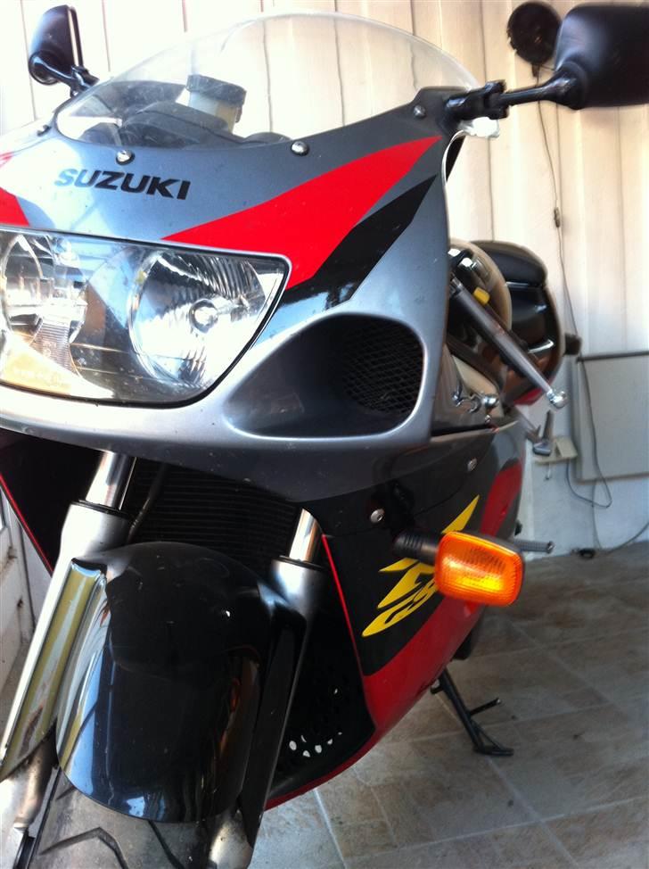 Suzuki ** SOLGT ** GSX-R 600 billede 6