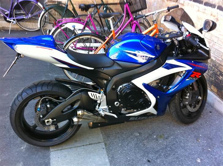 Suzuki GSX-R 750 K7 billede 1