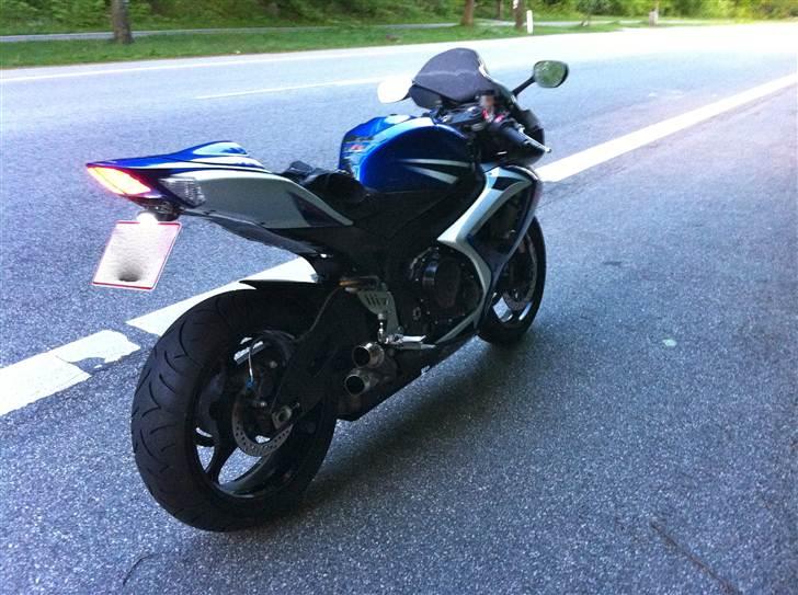 Suzuki GSX-R 750 K7 billede 3