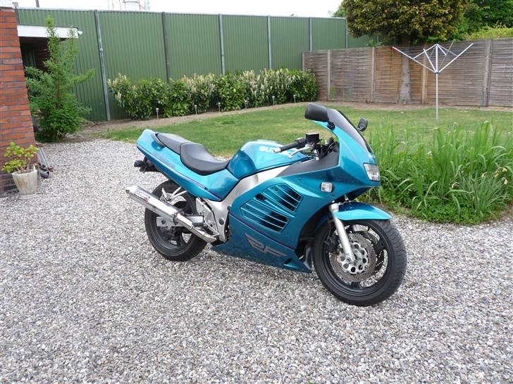 Suzuki rf600r billede 2