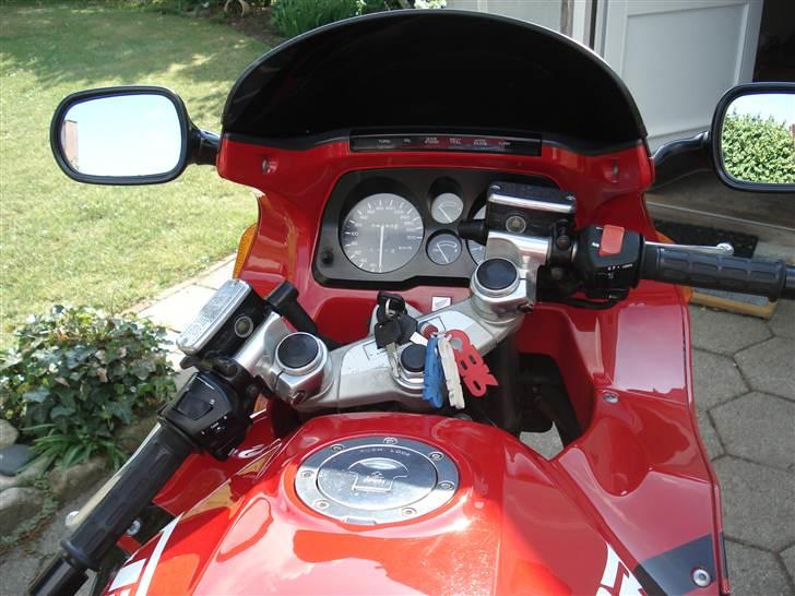 Honda CBR 1000 f SC24 billede 4