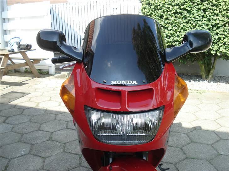 Honda CBR 1000 f SC24 billede 5