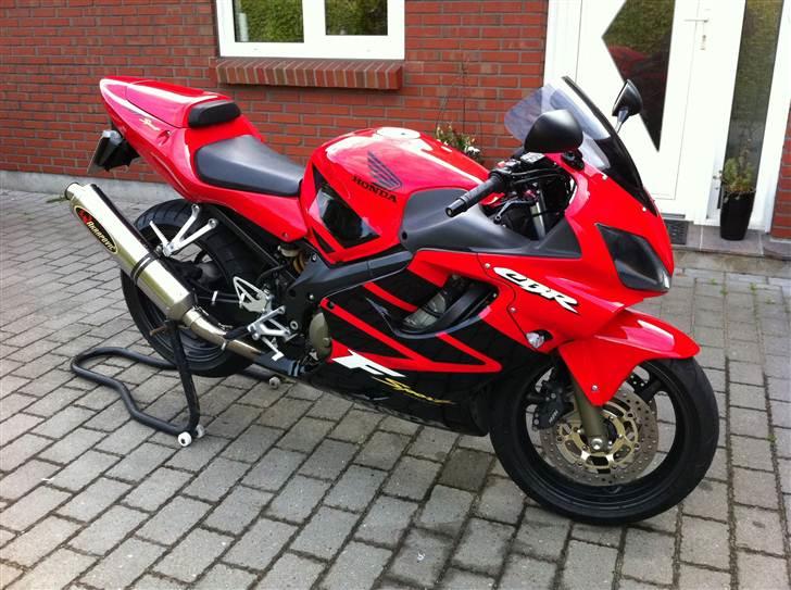 Honda CBR 600 F4i Sport - Det Røde Lyn billede 1