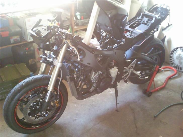 Yamaha YZF-R6 - Eftersyn mit alles vinteren 2010. billede 6