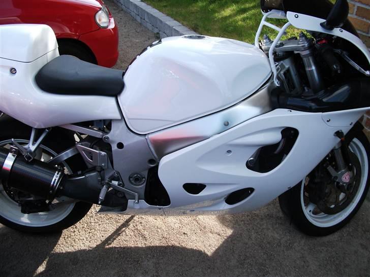 Suzuki gsxr 750 srad solgt.... billede 7