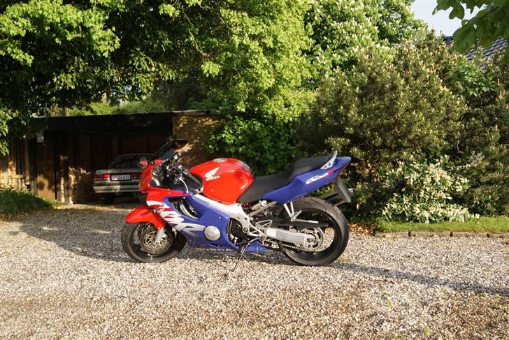 Honda cbr600 f4  billede 3