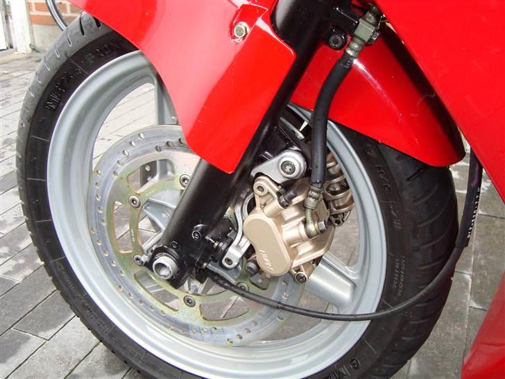 Honda VFR 750F rc24,2 billede 5