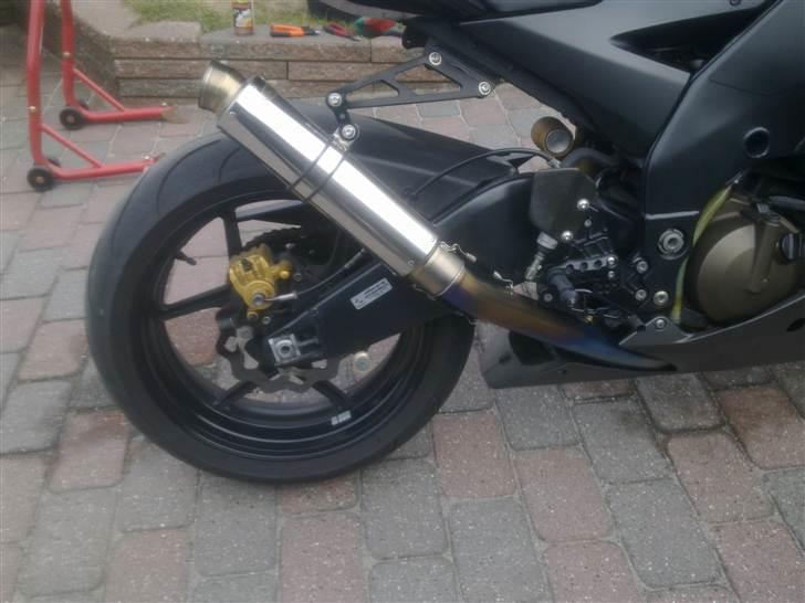 Kawasaki ZX10R billede 10