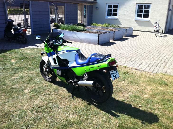 Kawasaki GPZ 600R billede 4